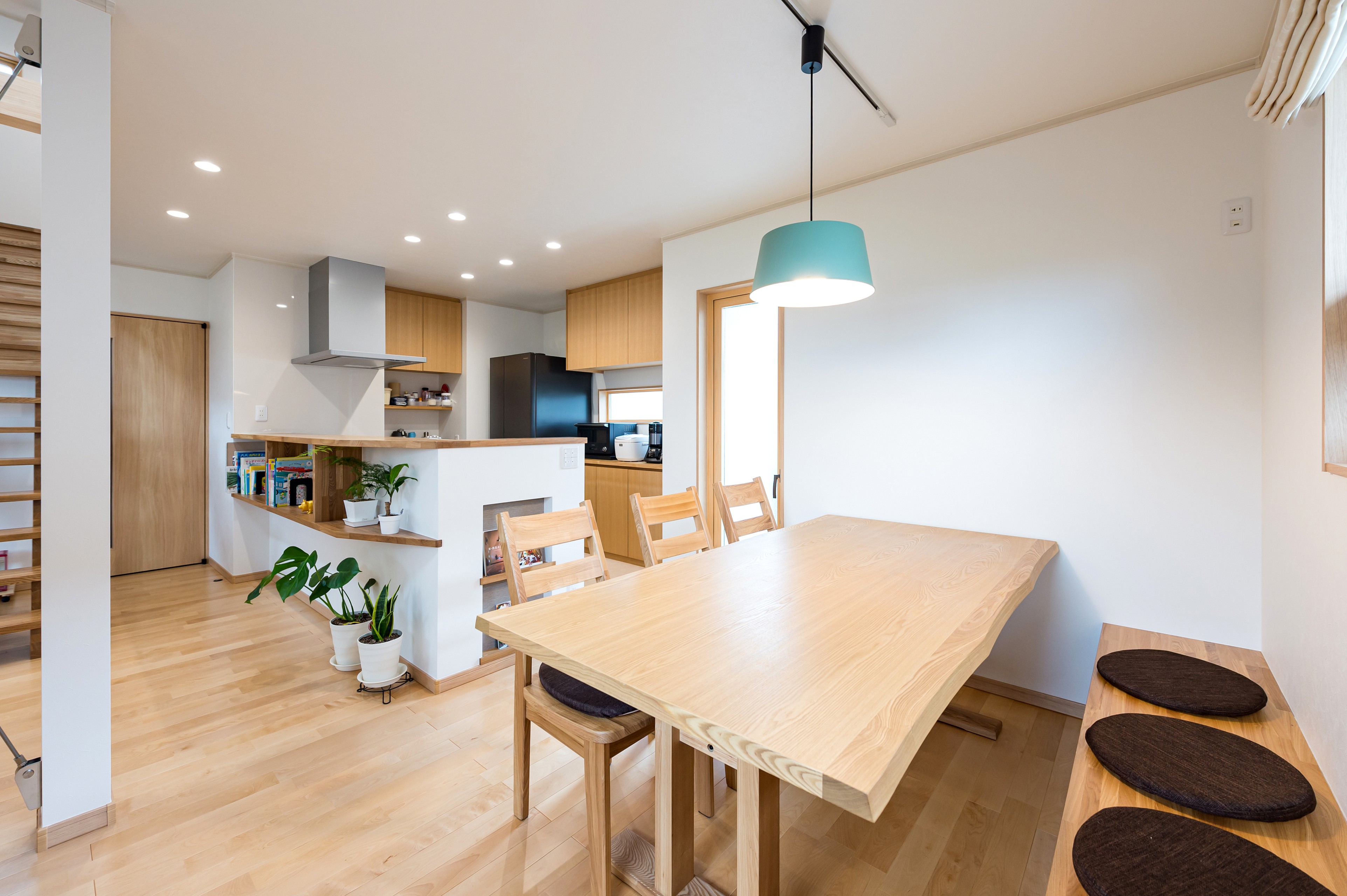 おしゃれなダイニング 壁紙 のインテリア画像 21年10月 Houzz ハウズ
