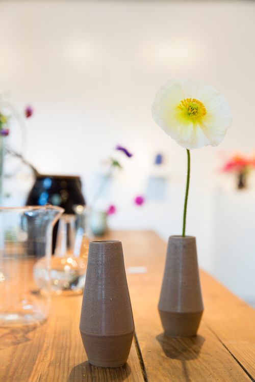 花と花瓶の選び方 ー 花を美しく生けるコツ Houzz ハウズ