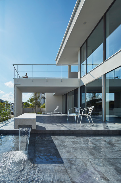 外観 Modern Patio Other By 重量木骨の家 耐震構法se構法