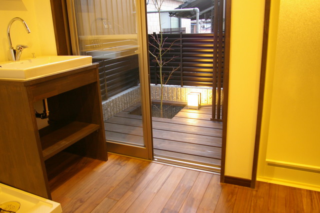 大和大路狭小住宅 Moderne Facade Kyoto Par 京都 滝本一級建築士事務所 Houzz