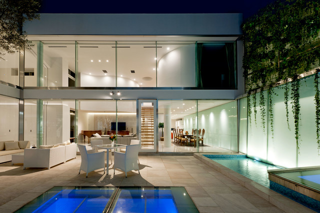 水を湛える都会のオアシス Contemporaneo Patio Tokio De Earnest Architects Houzz