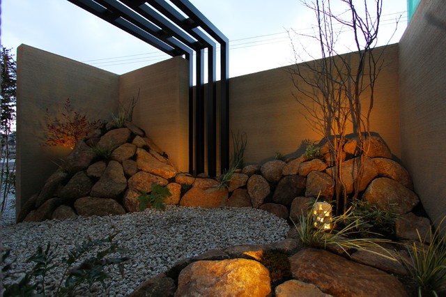 自宅で露天風呂 ザ シーズン浜松 静岡県ｔ様邸 Asian Patio Tokyo Suburbs By Proの庭照明 ライティングマイスター Houzz Uk