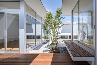 おしゃれなテラス 中庭の画像 21年4月 Houzz ハウズ