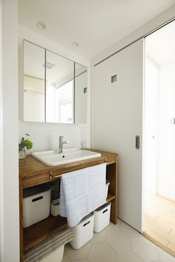 北欧スタイルのおしゃれなトイレ 洗面所の画像 75選 22年3月 Houzz ハウズ