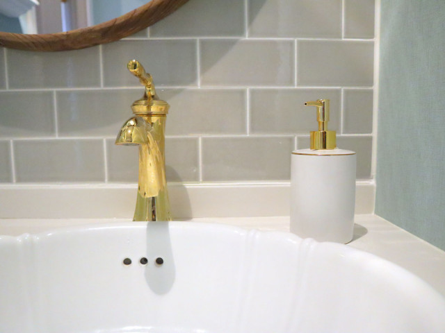 アシュレイホームストア横浜 女性トイレリフォーム Romantico Aseo Otras Zonas De ボウクス株式会社 Houzz