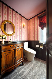 おしゃれなトイレ 洗面所 ピンクの壁 の画像 21年4月 Houzz ハウズ