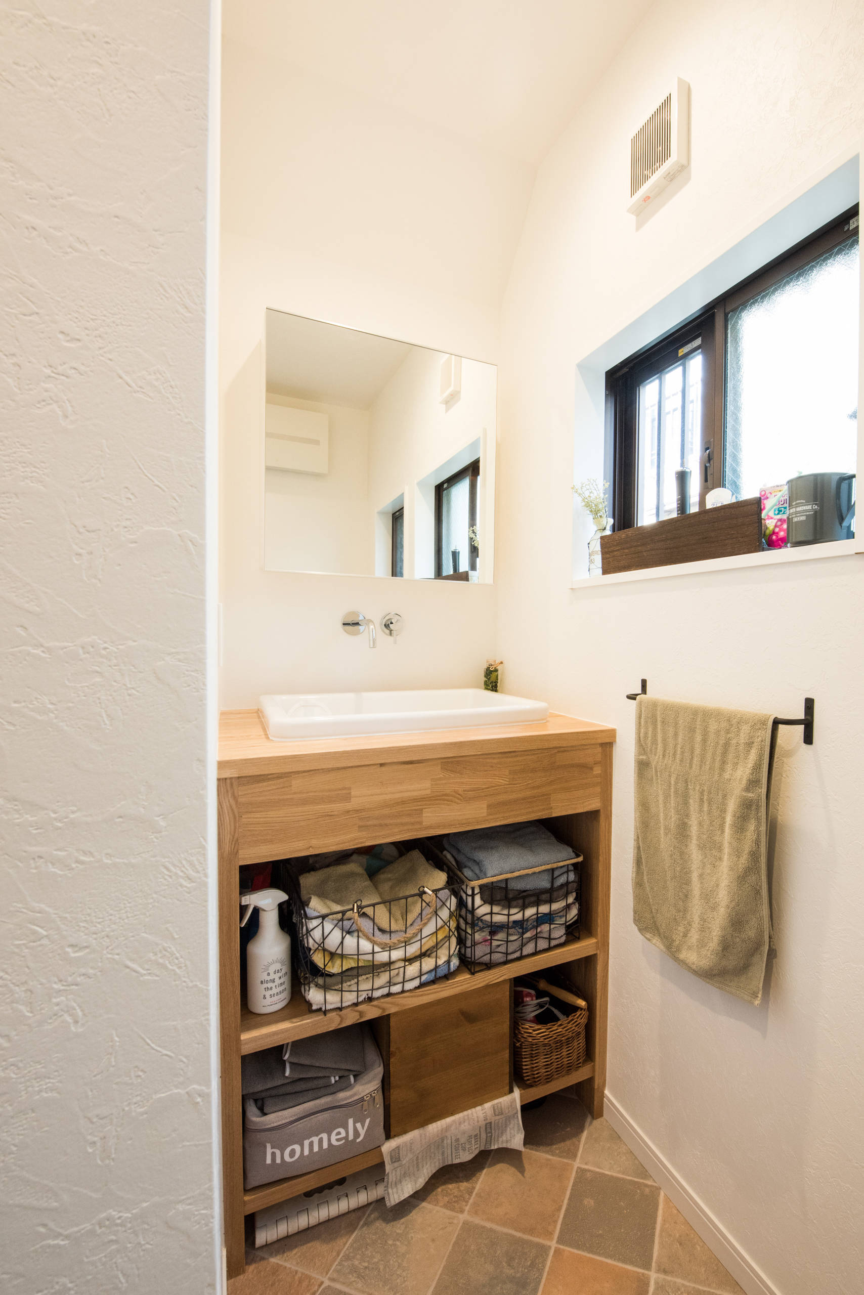 カントリー風のおしゃれなトイレ 洗面所の画像 75選 22年3月 Houzz ハウズ