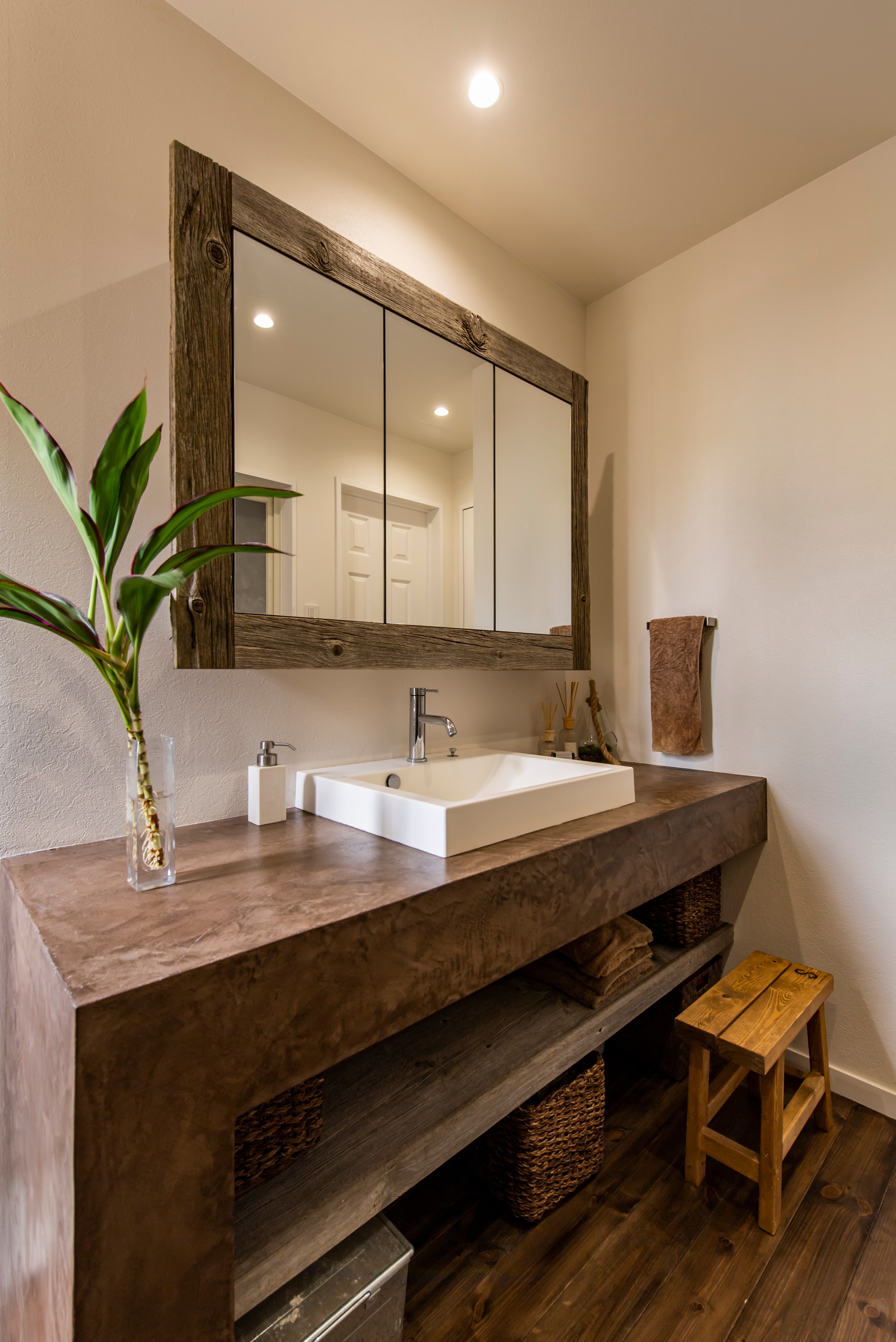 おしゃれなトイレ 洗面所の画像 21年9月 Houzz ハウズ