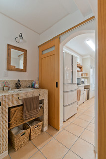 カントリー風のおしゃれなトイレ 洗面所の画像 75選 22年3月 Houzz ハウズ