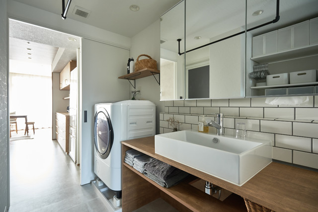 北欧 トイレ 洗面所 Scandinavian Powder Room Nagoya Houzz