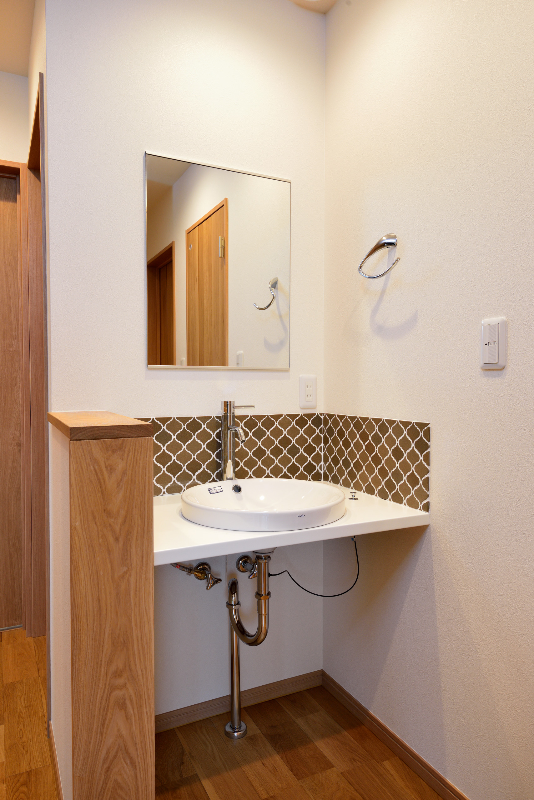 和風のおしゃれなトイレ 洗面所の画像 75選 22年4月 Houzz ハウズ 和風のおしゃれなトイレ 洗面所の画像 75選 22年4月 Houzz ハウズ