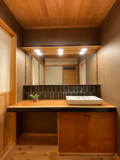 おしゃれな和風のトイレ 洗面所 セラミックタイル の画像 21年9月 Houzz ハウズ