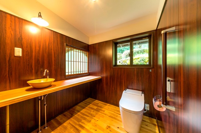 江戸時代末期の古民家再生 和室 和風 トイレ 洗面所 他の地域 有限会社 道建設 Houzz ハウズ