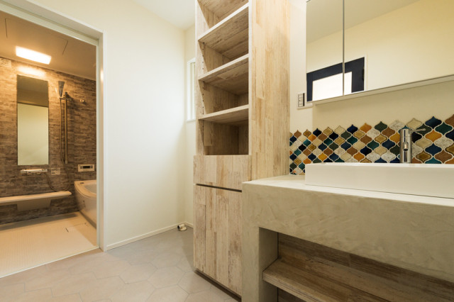 洗面脱衣室 Coastal Powder Room Other By ダイケンアーキテクツ 株式会社大建建設 一級建築士事務所 Houzz