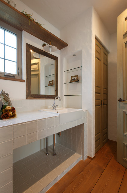 漆喰ニッチのある洗面 Shabby Chic Style Powder Room Other By 株式会社香瑛住研 Houzz 漆喰ニッチのある洗面 Shabby Chic Style Powder Room Other By 株式会社香瑛住研 Houzz