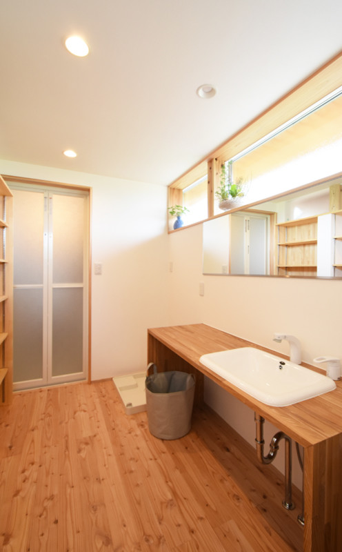 造作家具を配した洗面脱衣室 Asian Powder Room Other By 合同会社negla設計室 Houzz