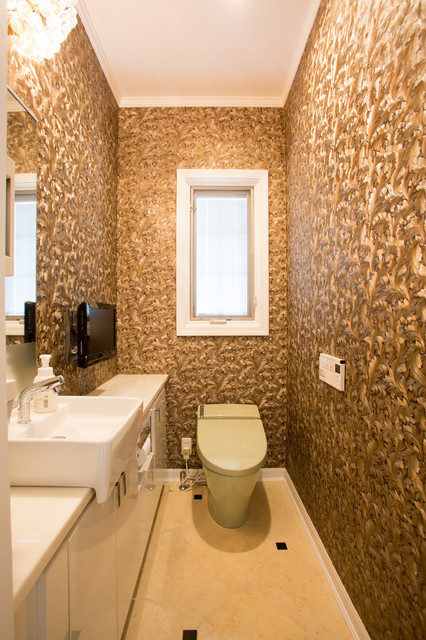 都内に聳え立つ輸入住宅 ヴィクトリアン トイレ 洗面所 東京都下 天草ハウジング Houzz ハウズ