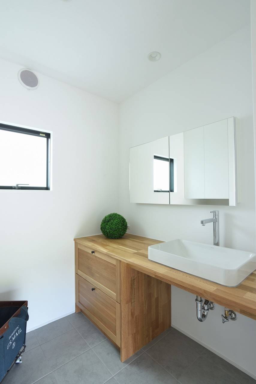 おしゃれなトイレ 洗面所の画像 21年9月 Houzz ハウズ