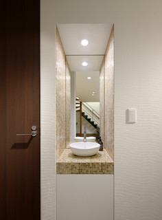 おしゃれなモダンスタイルのトイレ 洗面所の画像 21年4月 Houzz ハウズ