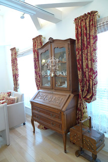 クラシカルな柄のカーテン Traditional Family Room Tokyo By 丸山千里 Chisato Maruyama Decorador デコラドール Houzz クラシカルな柄のカーテン Traditional Family Room Tokyo By 丸山千里 Chisato Maruyama Decorador デコラドール Houzz