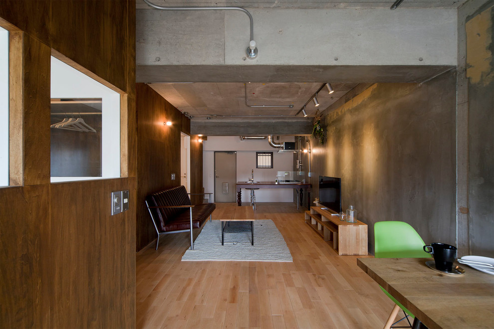 木箱の家 Industrial Family Room Tokyo By Studio Niko 笹本直裕 佐藤研也 Houzz 木箱の家 Industrial Family Room Tokyo By Studio Niko 笹本直裕 佐藤研也 Houzz