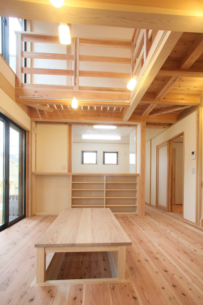西川材の家 Asian Family Room Other By 株式会社 吉澤建設工業 Houzz