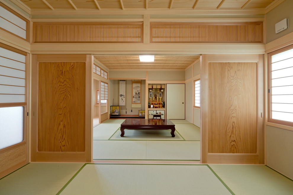 集落にとけこむ数寄屋風の家 Japanese Family Room Kobe By ミヤシタ Life With Wood 株式会社宮下 集落にとけこむ数寄屋風の家 Japanese Family Room Kobe By ミヤシタ Life With Wood 株式会社宮下