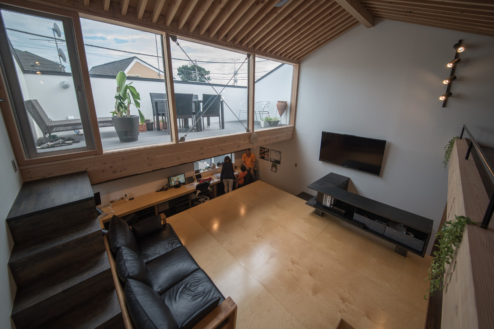 Can カン 仕事と子育て パレットと空庭 Modern Family Room Tokyo By ステューディオ２アーキテクツ Houzz