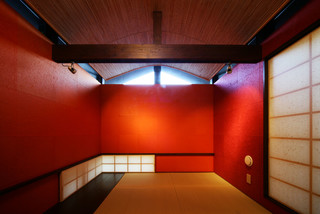 Garagehouse In 生駒 Japanese Family Room Kobe By 田中一郎建築事務所 Houzz Garagehouse In 生駒 Japanese Family Room Kobe By 田中一郎建築事務所 Houzz
