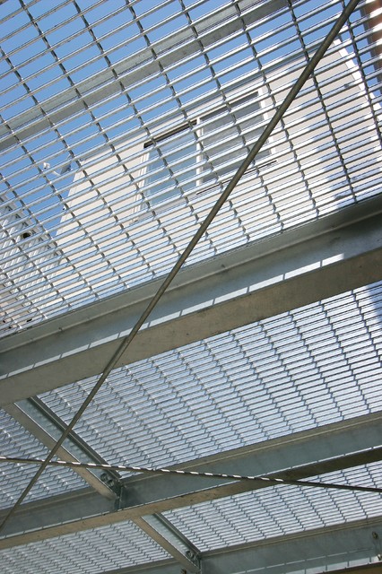 透明な屋根 貴重な床 Ms House モダン ベランダ バルコニー 東京都下 仲摩邦彦建築設計事務所 Houzz ハウズ