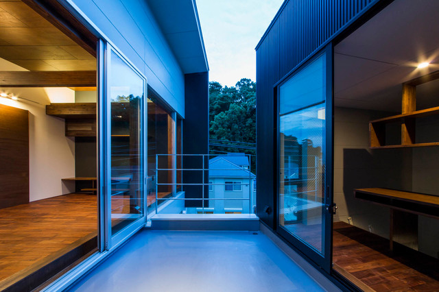 須磨のガレージハウス 神戸 Contemporain Entree Kobe Par ザウス株式会社 Zaus Co Ltd Houzz