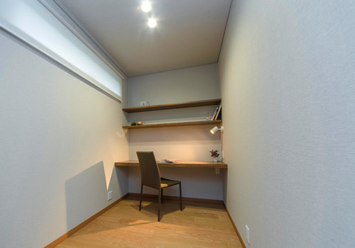 書斎は２畳で充分 ３畳で広く感じる 参考レイアウトも紹介