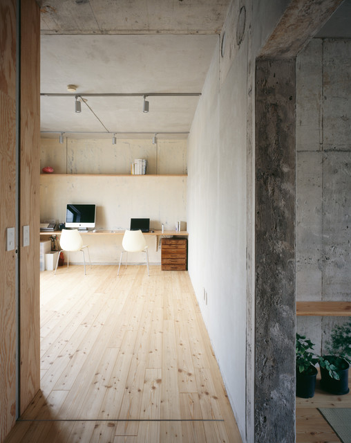 世田谷フラット Industrial Home Office Tokyo By 成瀬 猪熊建築設計事務所 一級建築士事務所 Houzz 世田谷フラット Industrial Home Office Tokyo By 成瀬 猪熊建築設計事務所 一級建築士事務所 Houzz