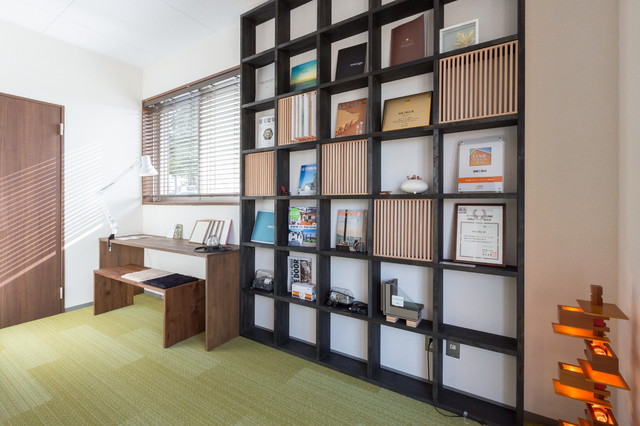 事務所内装 Scandinave Salle A Manger Autres Perimetres Par 株式会社 鳴尾工務店 Houzz