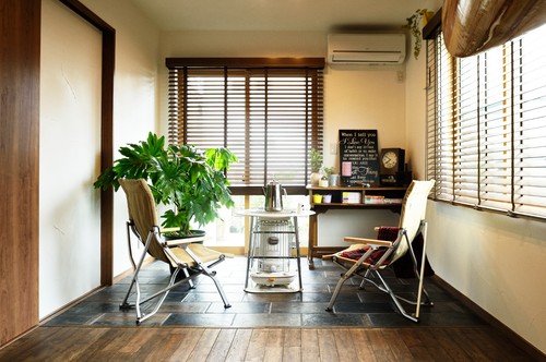 エモい ヴィンテージな部屋のインテリア17選 作り方は ラグ カーテン 照明の選び方は インテリアまとめサイト Luv Interior エモい ヴィンテージな部屋のインテリア17選 作り方は ラグ カーテン 照明の選び方は インテリアまとめサイト Luv Interior