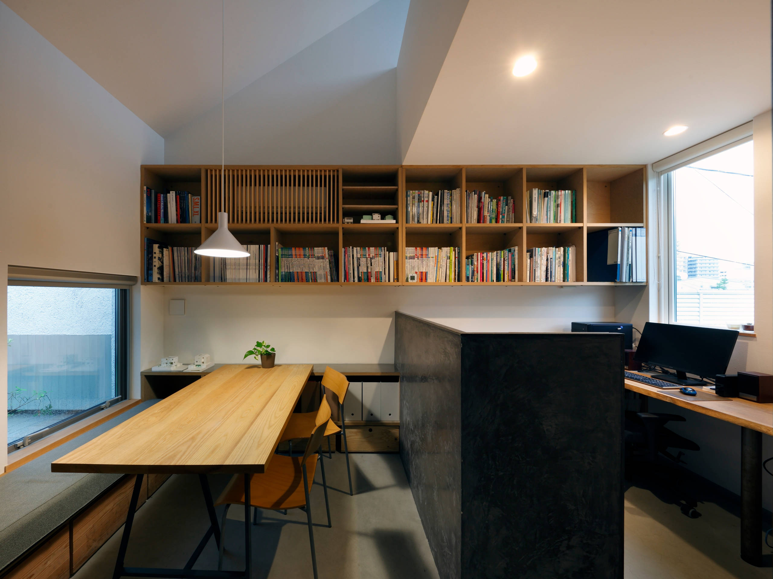 花屋敷の家 Contemporary Home Office Other By 樋口章建築アトリエ Houzz