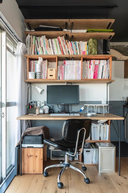 酒と優雅な暮らし インダストリアル ホームオフィス 書斎 東京23区 Moi Design モイデザイン Houzz ハウズ