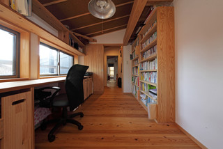 木目調のホームオフィス 書斎の実例画像 21年4月 Houzz ハウズ
