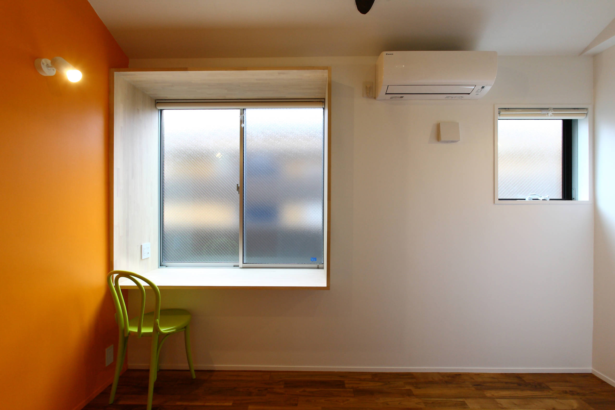 Maison N 2f 個室 オレンジ Modern Home Office Tokyo By 金子智子建築設計室 一級建築士事務所 Houzz Maison N 2f 個室 オレンジ Modern Home Office Tokyo By 金子智子建築設計室 一級建築士事務所 Houzz