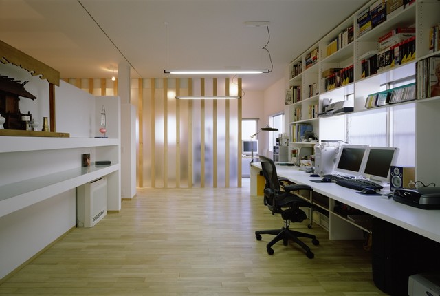 Sohoを作るマンションリフォーム Contemporary Home Office Tokyo By ギルド デザイン一級建築士事務所 Houzz Uk