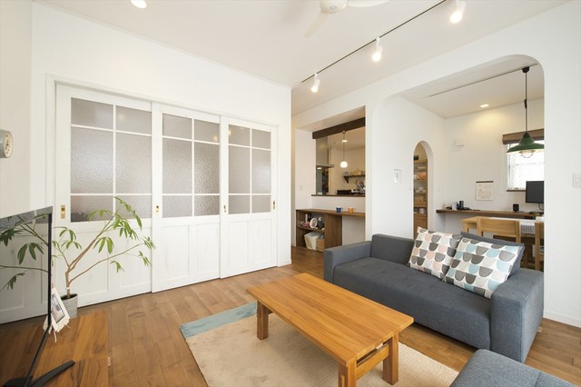 こだわりの詰まった王道ナチュラルスタイルの家 北欧 リビング 他の地域 ジャストの家 Houzz ハウズ