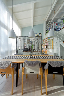 スウェーデン人建築家の自邸 Scandinavian Living Room Other By 株式会社モコハウス Houzz