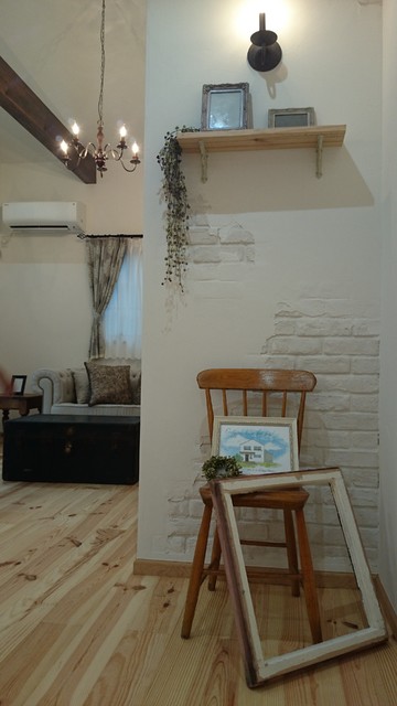 ナチュラルなフレンチテイストの家に合う家具や雑貨のしつらえ方 地中海 リビング 大阪 インデュアホーム大阪南港 ヴィンテージホームズ株式会社 Houzz ハウズ ナチュラルなフレンチテイストの家に合う家具や雑貨のしつらえ方 地中海 リビング 大阪 インデュアホーム大阪南港 ヴィンテージホームズ株式会社 Houzz ハウズ