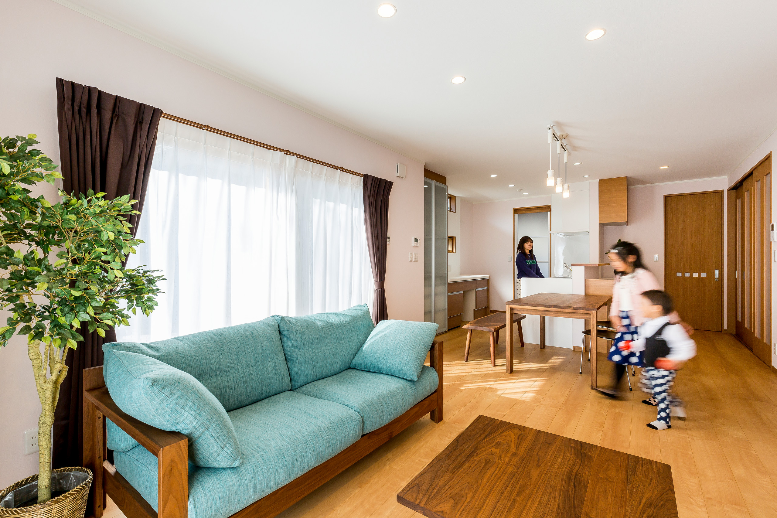 収納が自慢 ママにやさしいお家 Modern Living Room Other By だいかねの家 Houzz 収納が自慢 ママにやさしいお家 Modern Living Room Other By だいかねの家 Houzz
