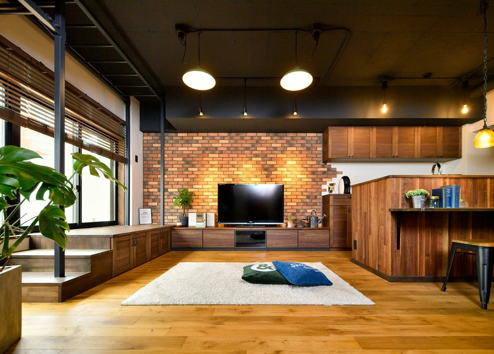 大人カッコいいブルックリンハウス 倉庫から住居スペースへ 商業用ビル Industrial Living Room Other By Lohas Studio ロハススタジオ Houzz