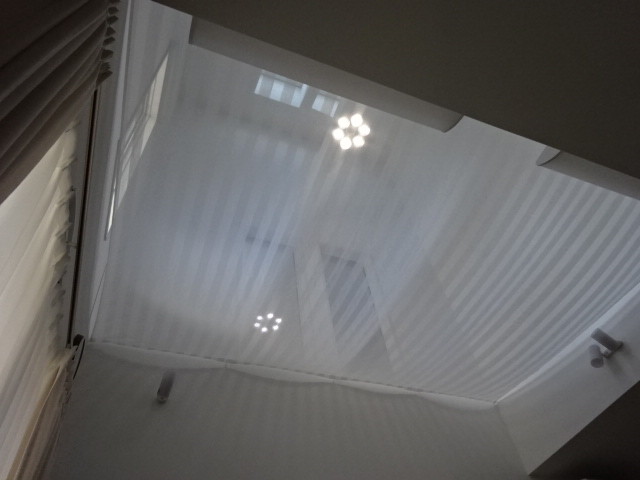 天幕 吹き抜け間仕切 Living Room Osaka By カーテン夢工房 Houzz 天幕 吹き抜け間仕切 Living Room Osaka By カーテン夢工房 Houzz
