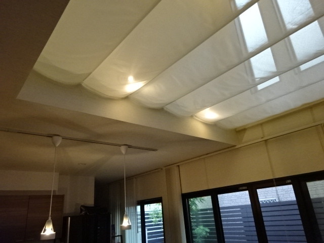 天幕 吹き抜け間仕切 Living Room Osaka By カーテン夢工房 Houzz 天幕 吹き抜け間仕切 Living Room Osaka By カーテン夢工房 Houzz