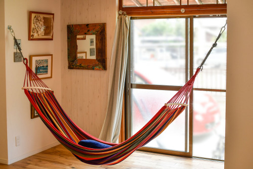 自宅で使えるハンモックの種類と上手な取り入れ方 Houzz ハウズ
