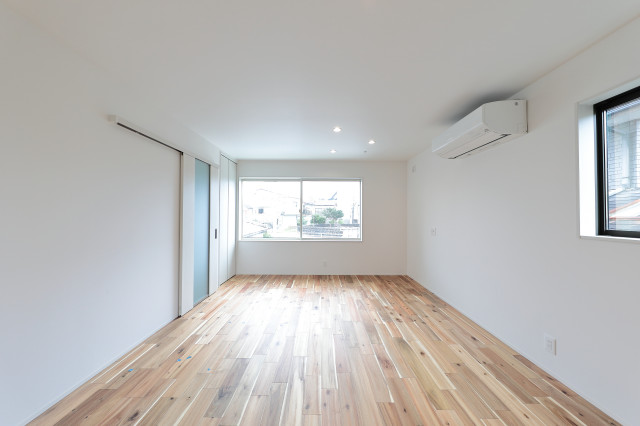 広いｌｄｋ Moderne Salon Autres Perimetres Par 有限会社喜々津ホーム Houzz