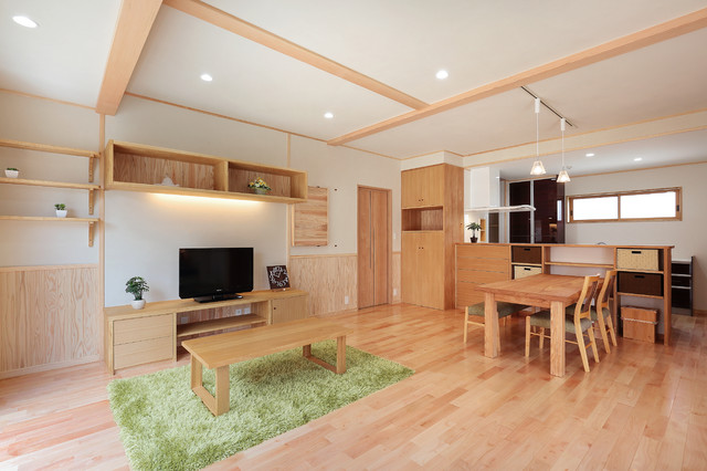 無垢の家 リビング Japanese Living Room Other By 株式会社 横山建設 Houzz Uk